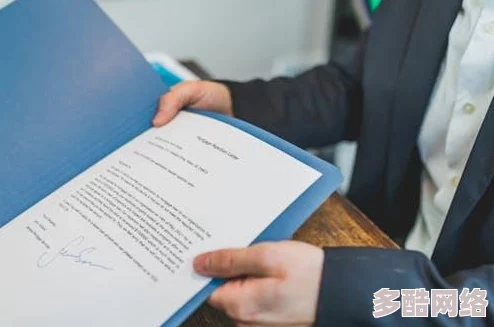 《我的世界》新手入门全面指南：从零开始的玩法攻略与技巧大全