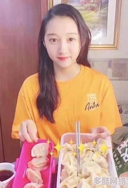 五一吃瓜--今日惊曝：知名明星被曝隐婚生子，引发网友热议，背后真相让人震惊不已！