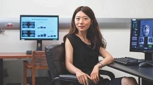 人体做爰大胆图片西西引发网友热议，许多人对其内容表示不满，认为应加强对网络信息的监管与审查